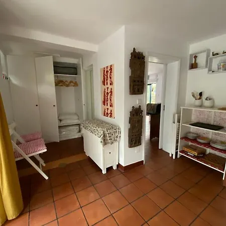 Casa Dos Santos Historic Azorean Estate Apartment Horta (Azores)