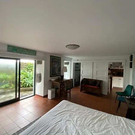Apartment Casa Dos Santos Historic Azorean Estate Horta (Azores)