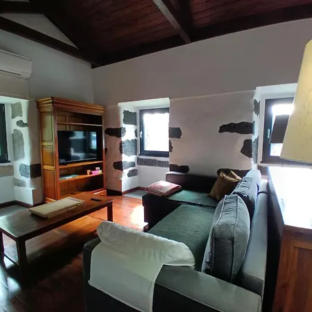 Casa Dos Santos Historic Azorean Estate