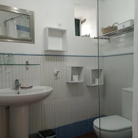 Casa Dos Santos Historic Azorean Estate Apartment *