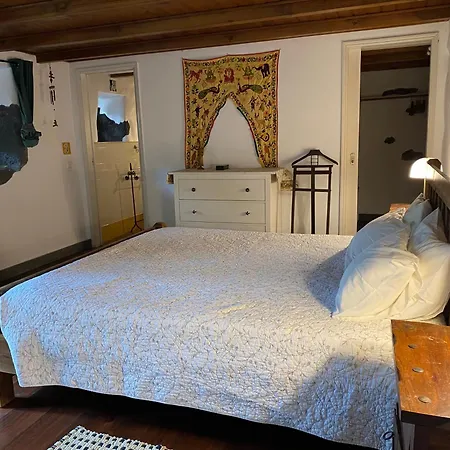 Apartment Casa Dos Santos Historic Azorean Estate *
