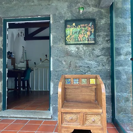 Casa Dos Santos Historic Azorean Estate * Horta (Azores)
